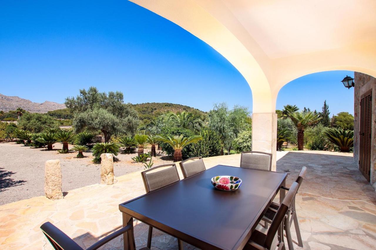 Plomera Villa *